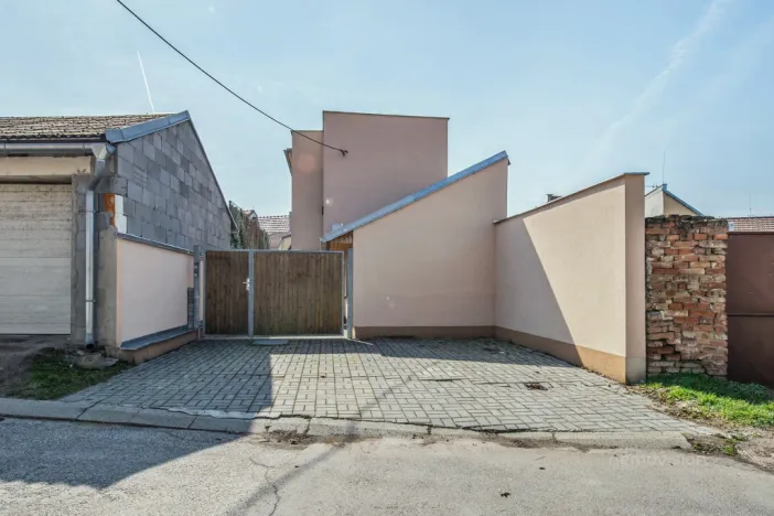 Prodej rodinného domu, Valtice, 21. dubna, 111 m2