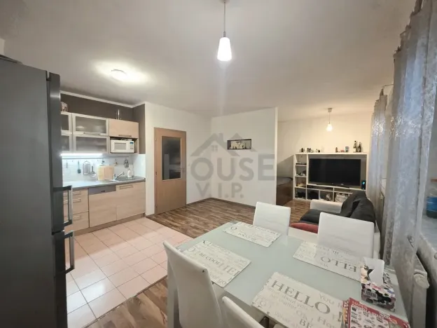 Pronájem bytu 2+kk, Praha - Horní Měcholupy, Boloňská, 65 m2