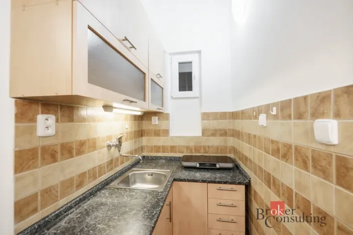 Prodej bytu 1+kk, Praha - Strašnice, Za poštou, 30 m2