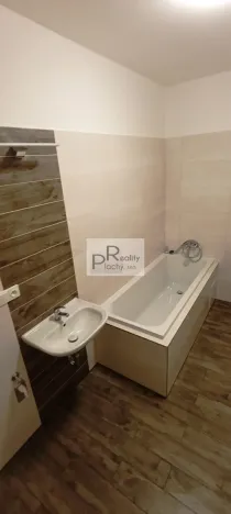 Prodej bytu 2+kk, Hevlín, 56 m2