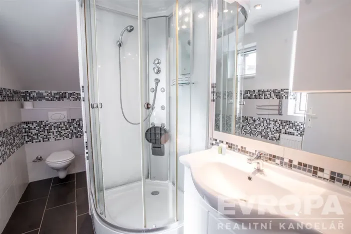 Prodej rodinného domu, Špindlerův Mlýn - Bedřichov, 553 m2