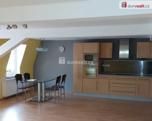 Prodej bytu 4+kk, Cheb, Růžový kopeček, 158 m2