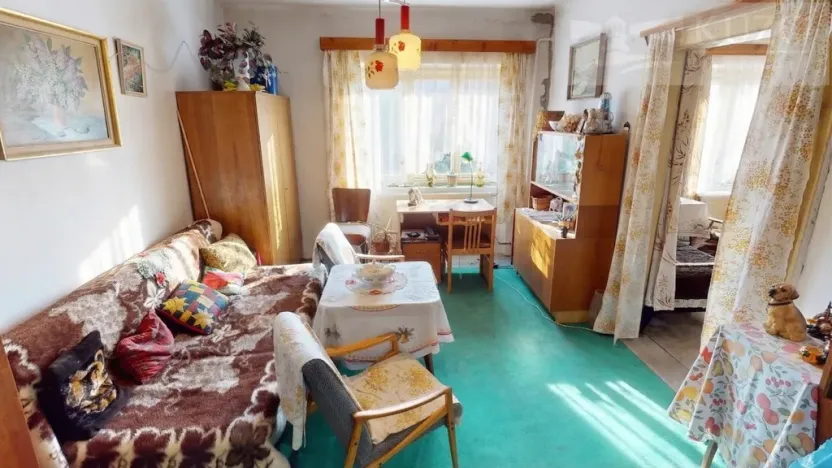 Prodej rodinného domu, Hluboš, 220 m2