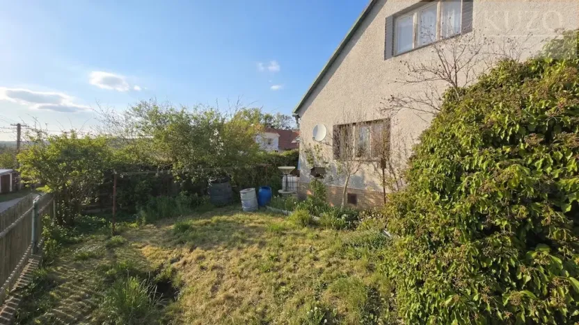 Prodej rodinného domu, Hluboš, 220 m2
