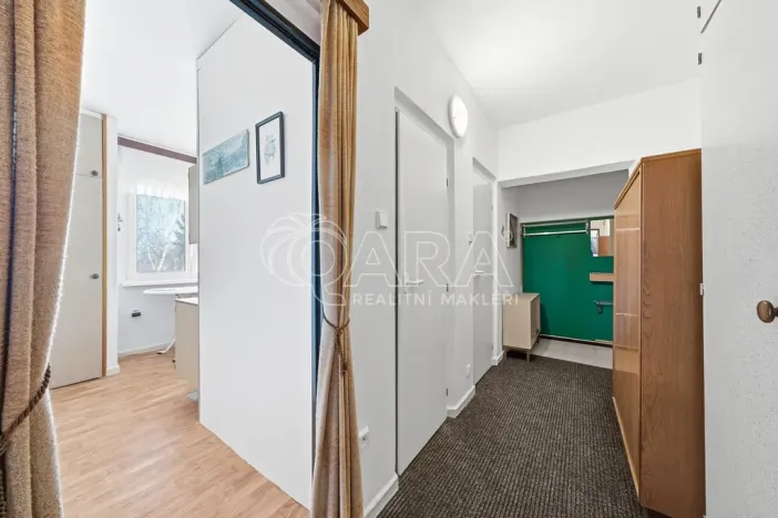 Prodej bytu 2+1, Olomouc - Neředín, Karafiátová, 54 m2