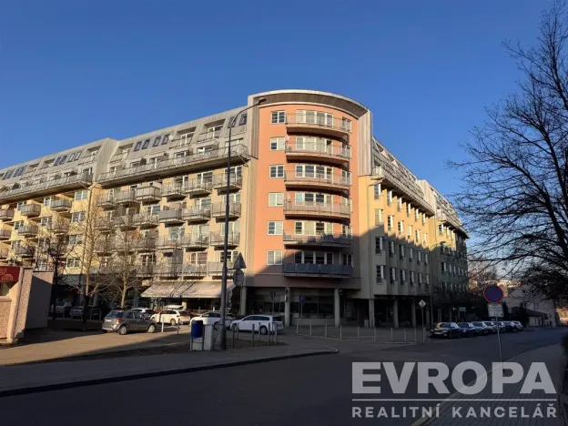 Pronájem bytu 1+kk, Liberec - Liberec VII-Horní Růžodol, Jeronýmova, 35 m2