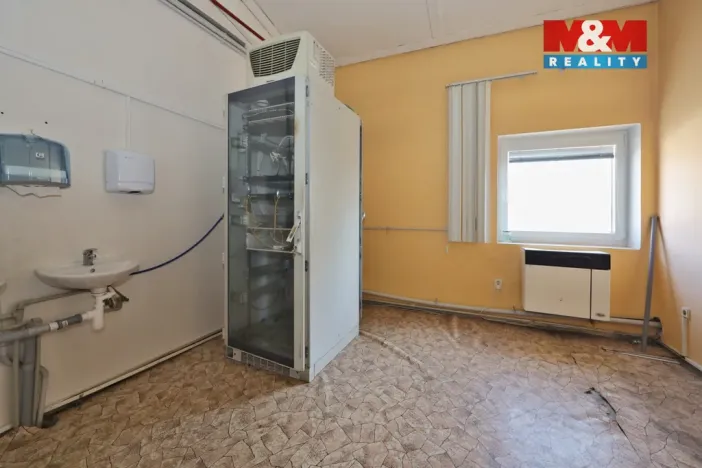 Pronájem obchodního prostoru, Havlíčkův Brod, Havířská, 2000 m2