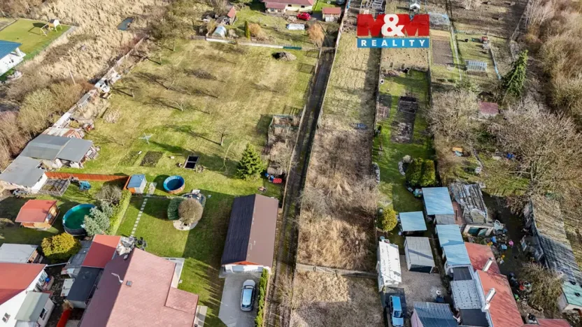 Prodej zahrady, Lom, 330 m2