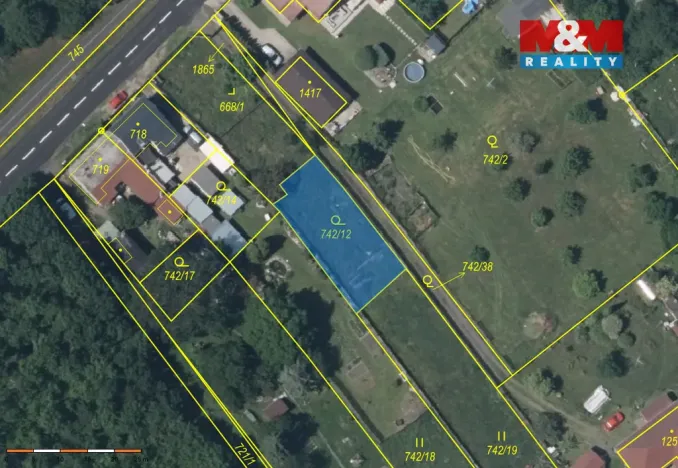 Prodej zahrady, Lom, 330 m2