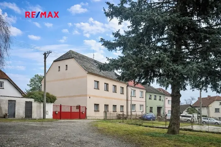 Prodej rodinného domu, Kozojedy, 240 m2