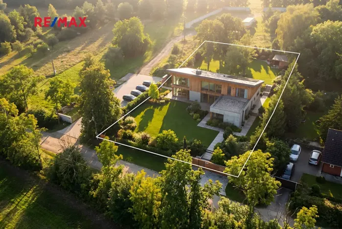 Prodej komerčního pozemku, Hřebeč, 1670 m2