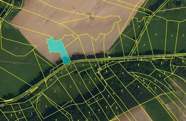 Dražba pole, Fryšták, 2164 m2
