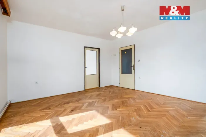 Prodej bytu 3+1, Opatovice nad Labem, Růžová, 67 m2