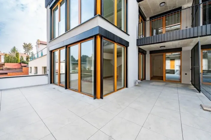 Pronájem bytu 2+kk, Praha - Břevnov, Bělohorská, 111 m2