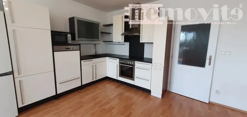 Prodej bytu 2+kk, Jesenice, Na Okruhu, 62 m2