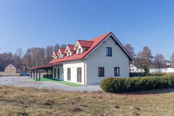 Prodej ubytování, Horní Stropnice - Chlupatá Ves, 288 m2