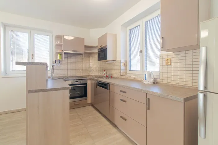 Prodej ubytování, Horní Stropnice - Chlupatá Ves, 288 m2
