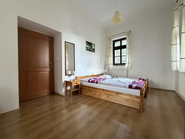 Prodej vícegeneračního domu, Smržovka, 520 m2