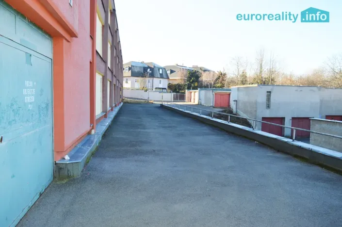 Pronájem garáže, Kladno - Kročehlavy, Bellevue, 16 m2