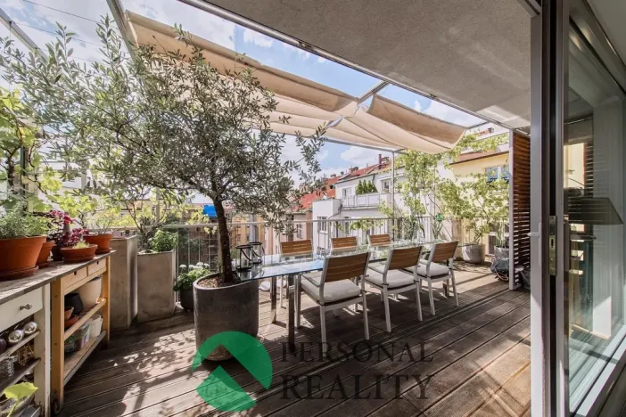 Pronájem bytu 4+kk, Praha, Laubova, 260 m2