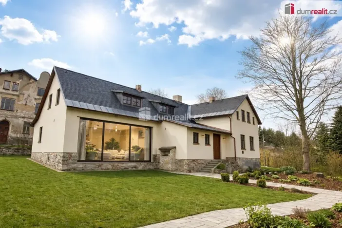 Prodej rodinného domu, Smržovka, Občanská, 214 m2