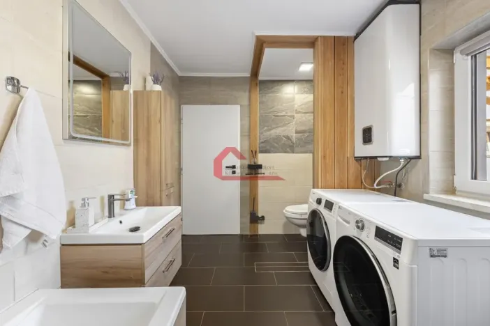 Prodej rodinného domu, Břeclav - Poštorná, Hlavní, 115 m2