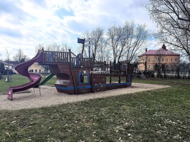 Prodej vícegeneračního domu, Ledčice, 149 m2