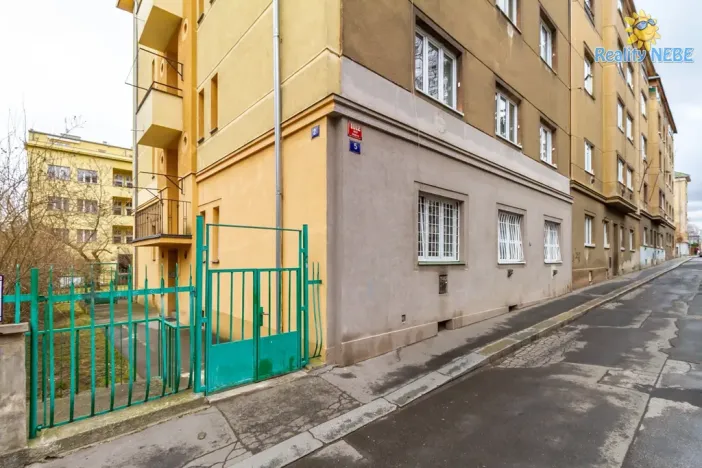 Prodej bytu 1+1, Praha - Nusle, U družstev, 35 m2