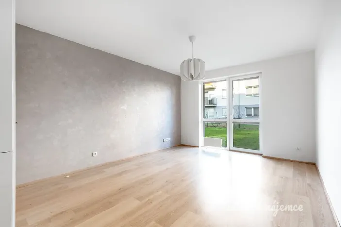 Pronájem bytu 2+kk, Chýně, Bolzanova, 52 m2