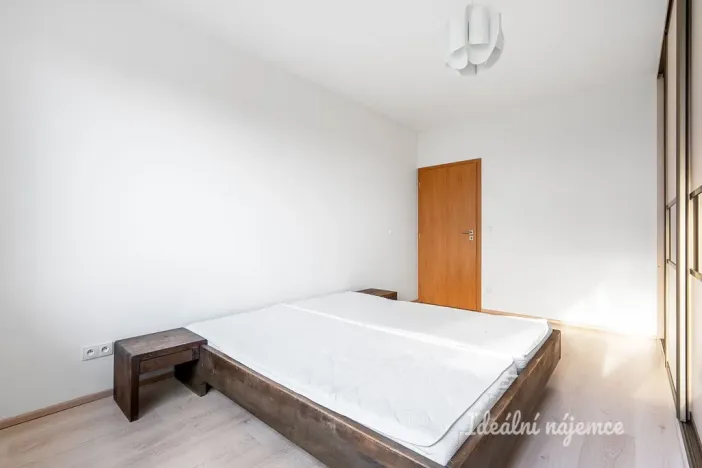 Pronájem bytu 2+kk, Chýně, Bolzanova, 52 m2