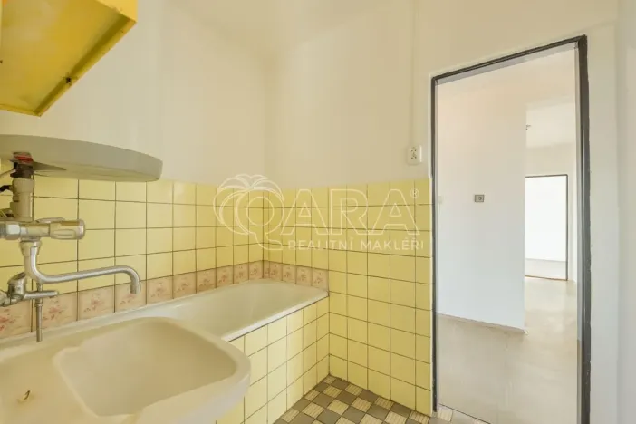 Prodej bytu 3+1, Netvořice, Sídliště II., 73 m2