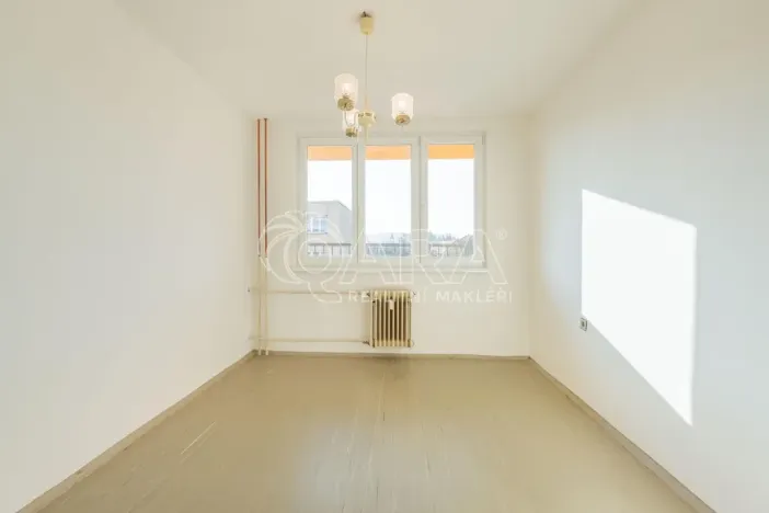 Prodej bytu 3+1, Netvořice, Sídliště II., 73 m2