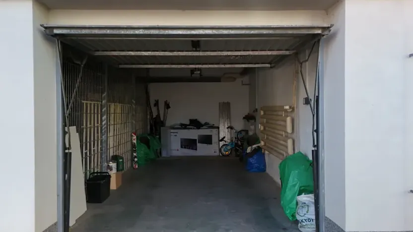 Prodej garáže, Praha - Smíchov, Štorkánova, 17 m2