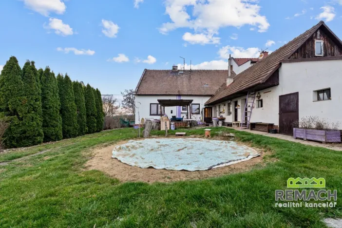 Prodej rodinného domu, Zlechov, 195 m2