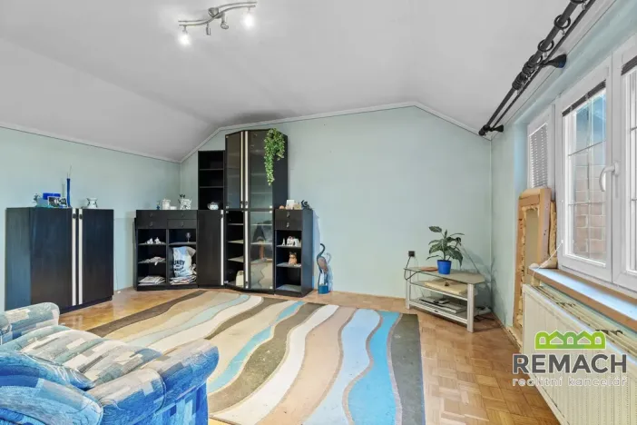 Prodej rodinného domu, Zlechov, 195 m2