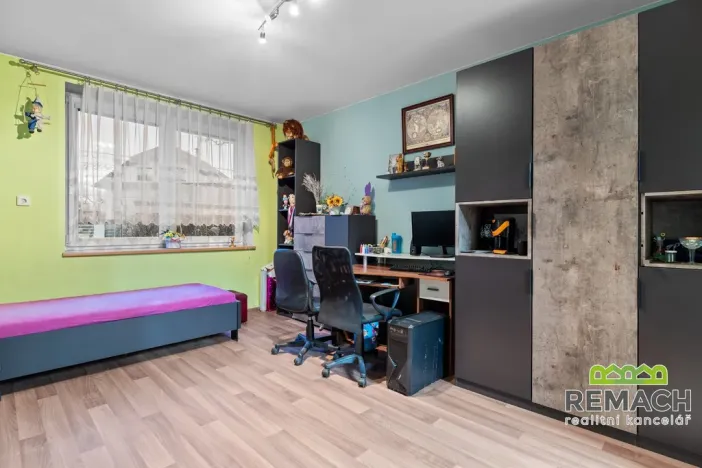 Prodej rodinného domu, Zlechov, 195 m2