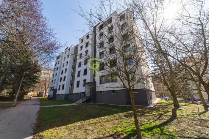 Pronájem bytu 1+kk, Praha - Hodkovičky, Pod lysinami, 30 m2