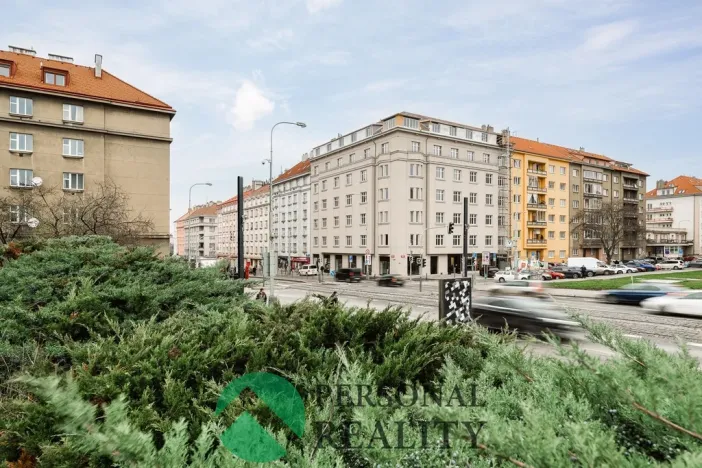 Prodej bytu 2+kk, Praha, Jeseniova, 64 m2