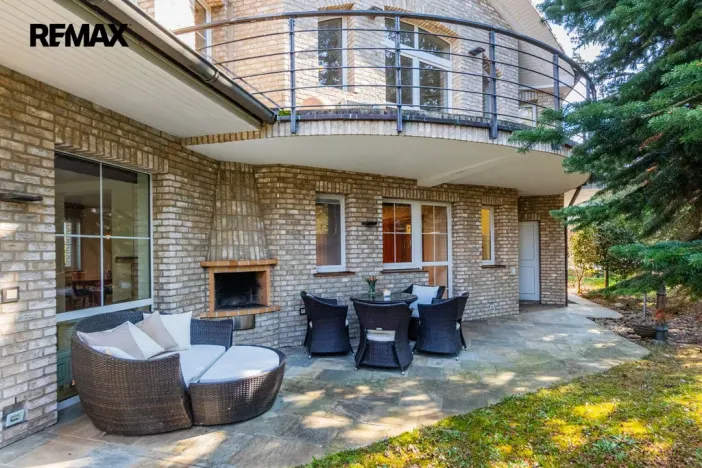 Prodej kanceláře, Praha, U zahrádek, 433 m2