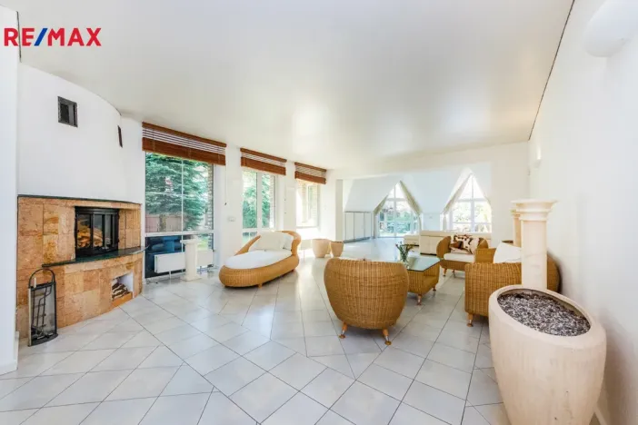 Prodej rodinného domu, Praha, U zahrádek, 433 m2