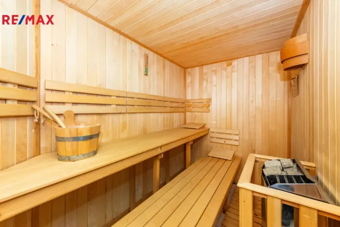 Prodej rodinného domu, Praha, U zahrádek, 433 m2