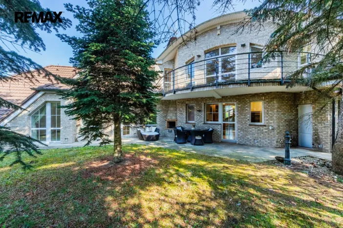 Prodej rodinného domu, Praha, U zahrádek, 433 m2