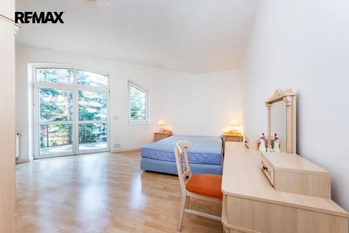 Prodej rodinného domu, Praha, U zahrádek, 433 m2