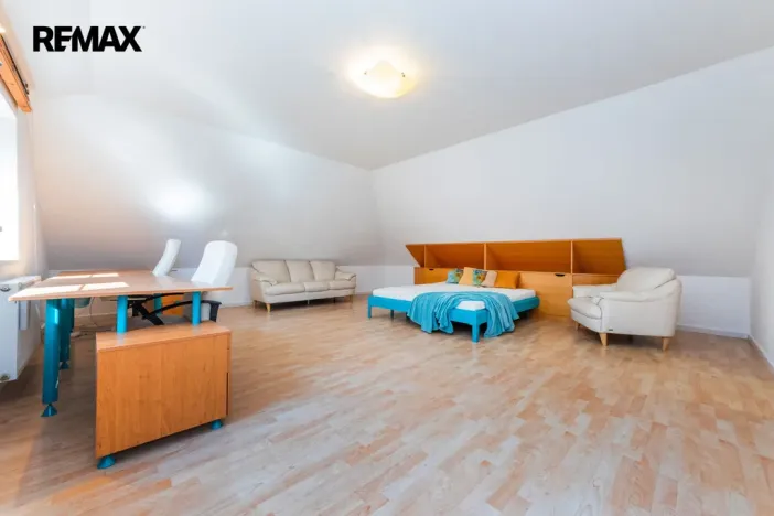 Prodej rodinného domu, Praha, U zahrádek, 433 m2