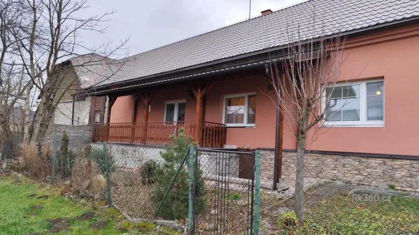 Prodej rodinného domu, Kozlovice, 162 m2