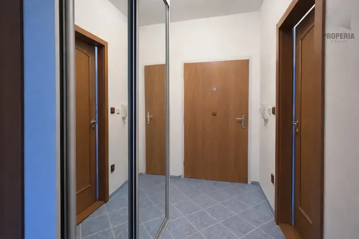 Pronájem bytu 1+kk, Brno, V Újezdech, 30 m2