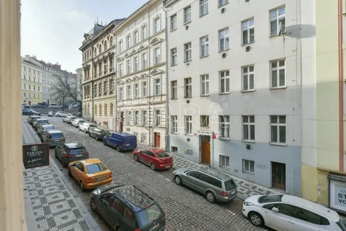 Pronájem bytu 3+kk, Praha - Žižkov, Jeronýmova, 66 m2