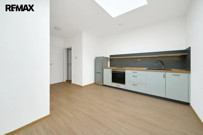 Pronájem bytu 1+kk, Hradec Králové - Pražské Předměstí, Blažíčkovo náměstí, 19 m2