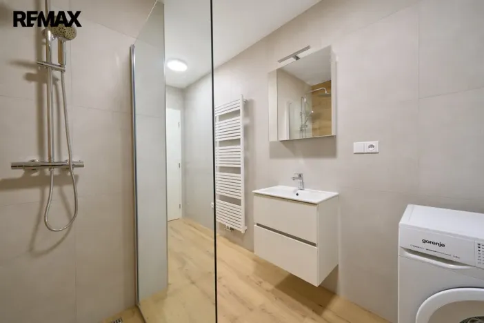 Pronájem bytu 3+kk, Hradec Králové - Pražské Předměstí, Blažíčkovo náměstí, 57 m2