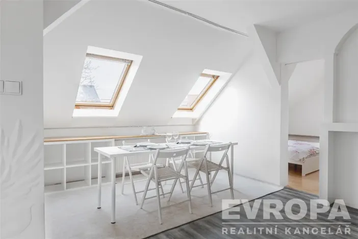 Prodej rodinného domu, Stará Huť, Družstevní, 142 m2